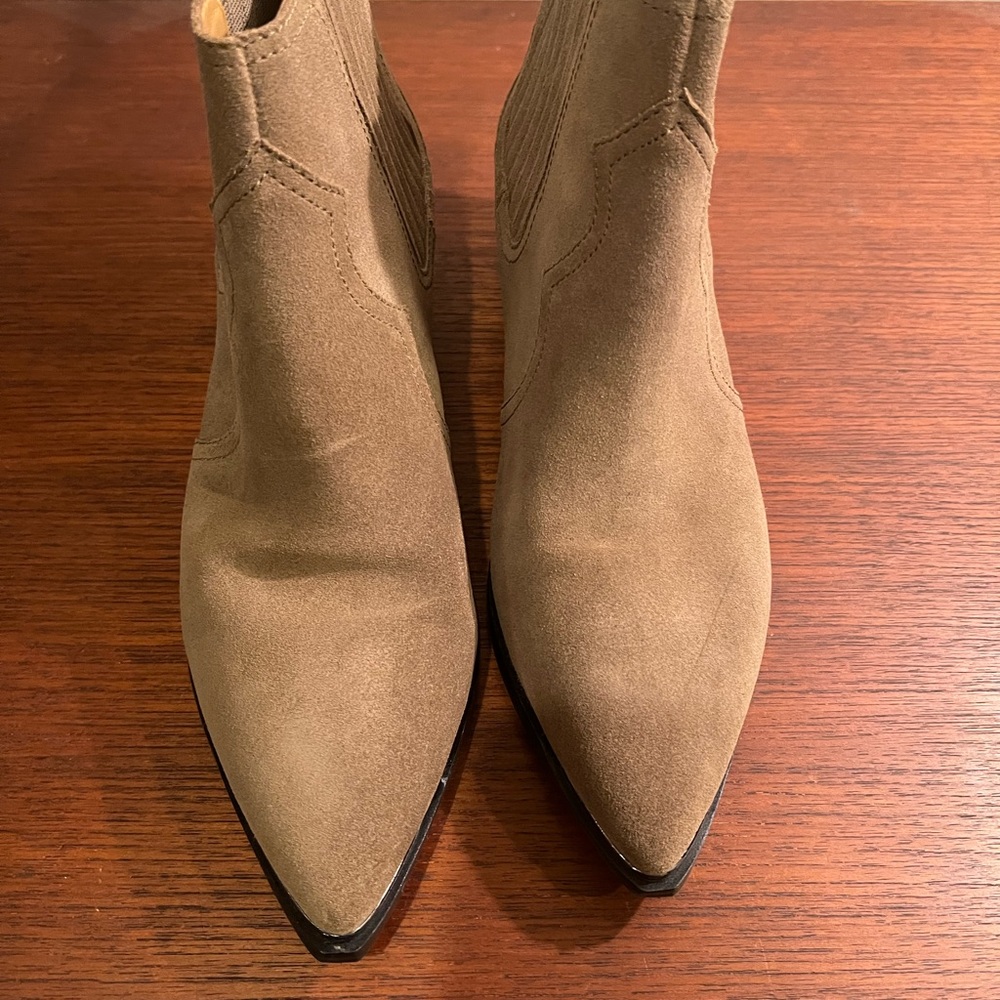 Marc Fisher Tan booties size 10. Excellent condition.